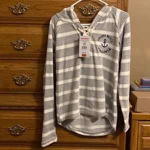 Virginia Beach long sleeve shirt from Sunsations shop.  New with tags.